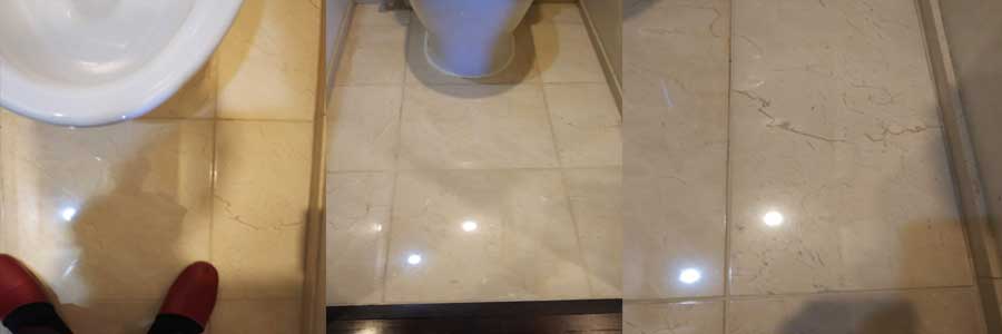 トイレ床の大理石研磨～ハウスクリーニングコヅカ美掃